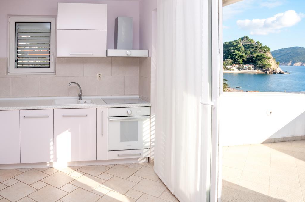 Apartments Lila Aurea Petrovac 部屋 写真