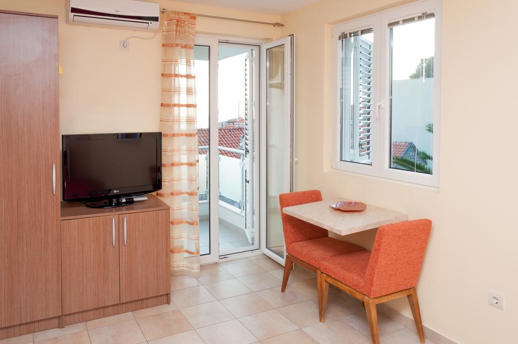 Apartments Lila Aurea Petrovac 部屋 写真