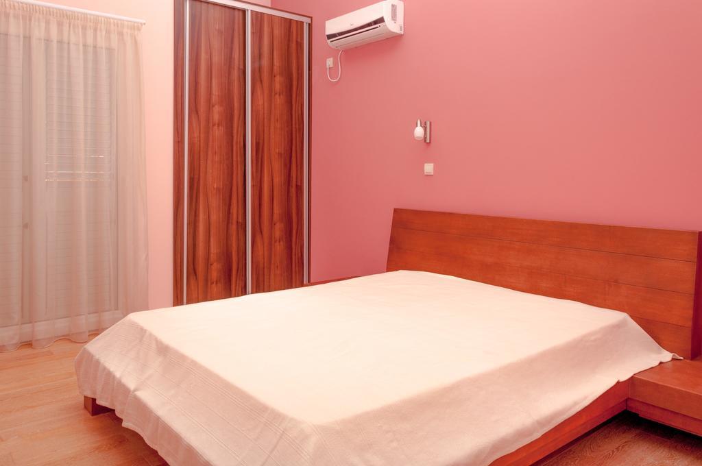 Apartments Lila Aurea Petrovac 部屋 写真
