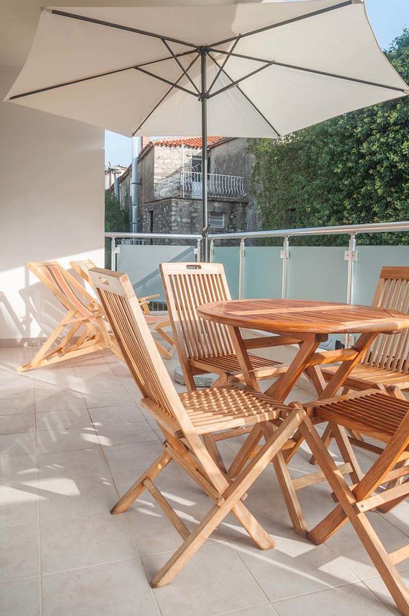 Apartments Lila Aurea Petrovac エクステリア 写真